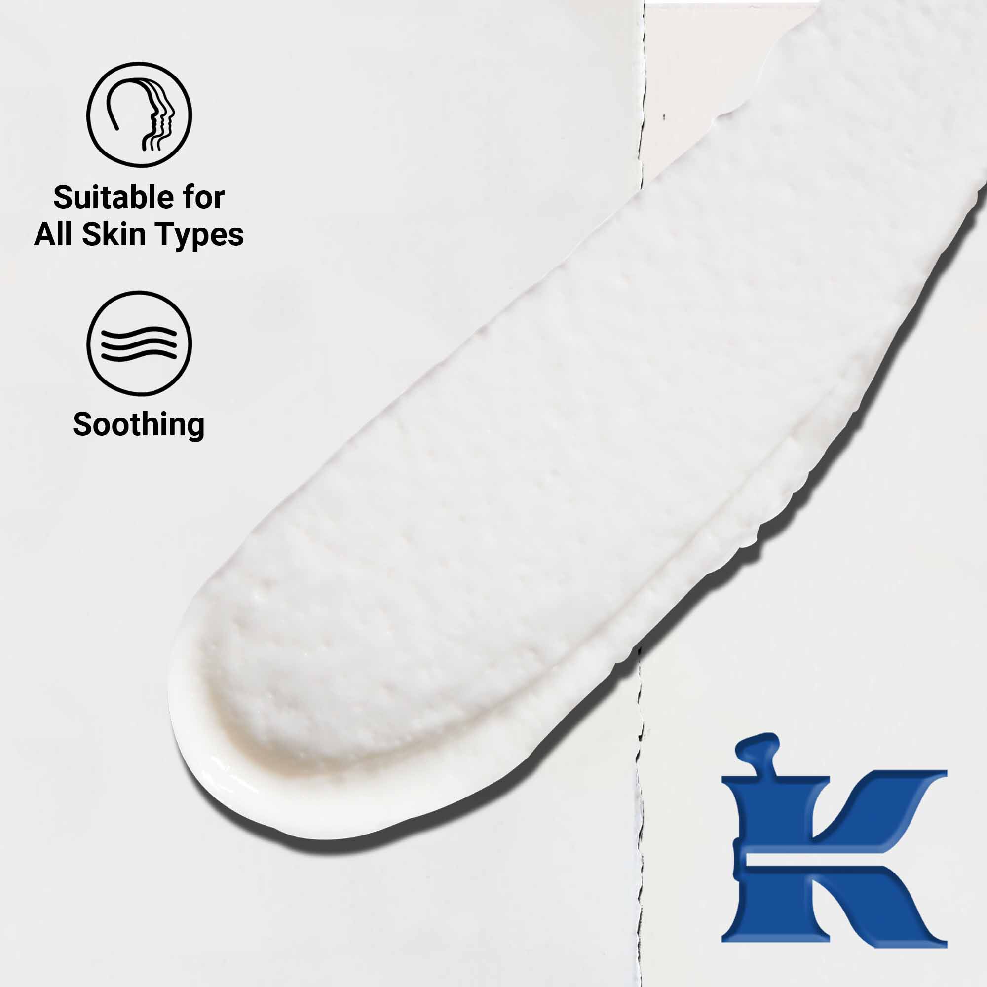 Detail textury Ultimate Brushless Shave Cream White Eagle. Text zdůrazňuje vhodnost pro všechny typy pleti a take zklidňujici a nedraždive složeni.