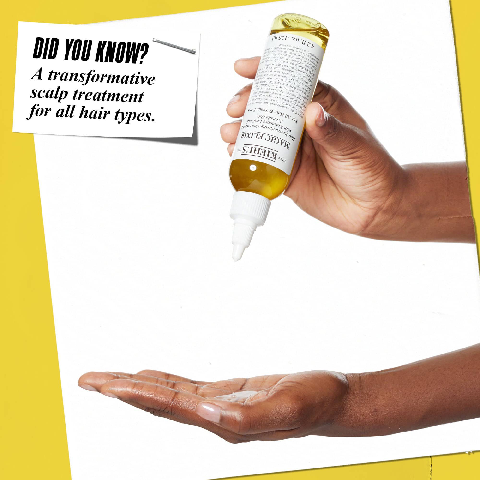 Ruka davkujici Magic Elixir Hair Oil na druhou ruku. Text zni: „Věděli jste? Transformativni ošetřeni pokožky hlavy pro všechny typy vlasů.“